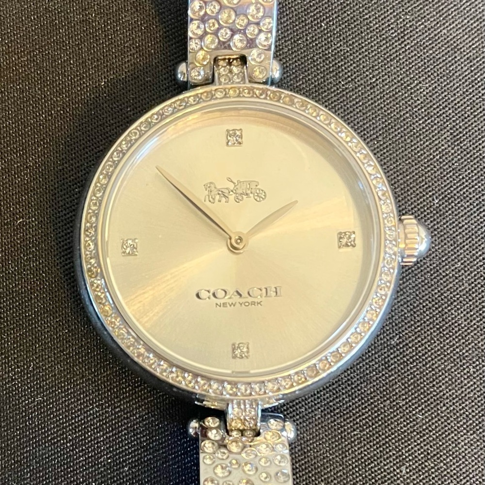 Coach Park Watch With 30mm Silver  Face  Bangle Bracelet. Works! New Battery